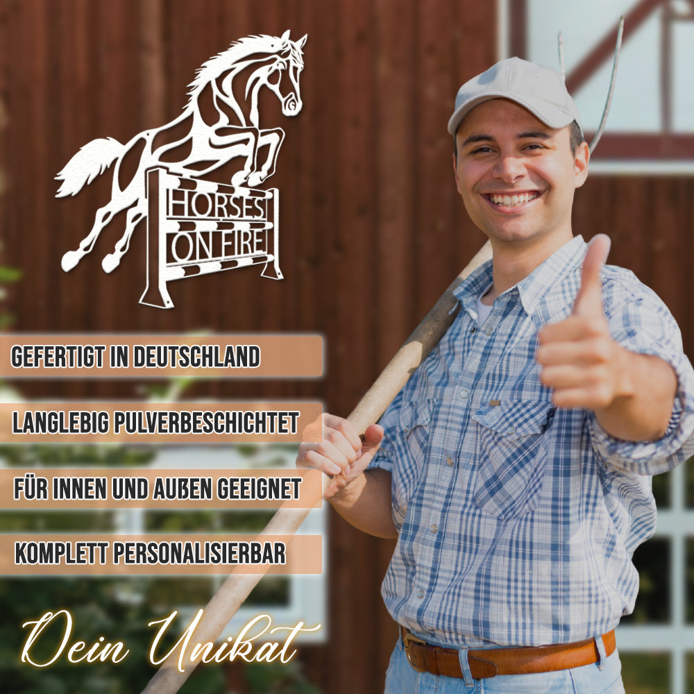 Hofschild - Springpferd aus edlem Stahl (personalisierbar)