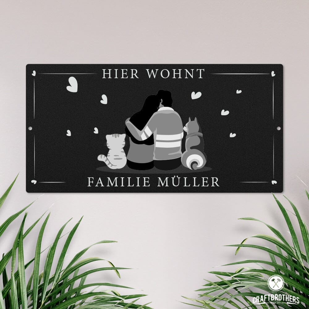 Türschild We are family - Paar mit Katze und Hund (personalisierbar) Türschilder Craftbrothers
