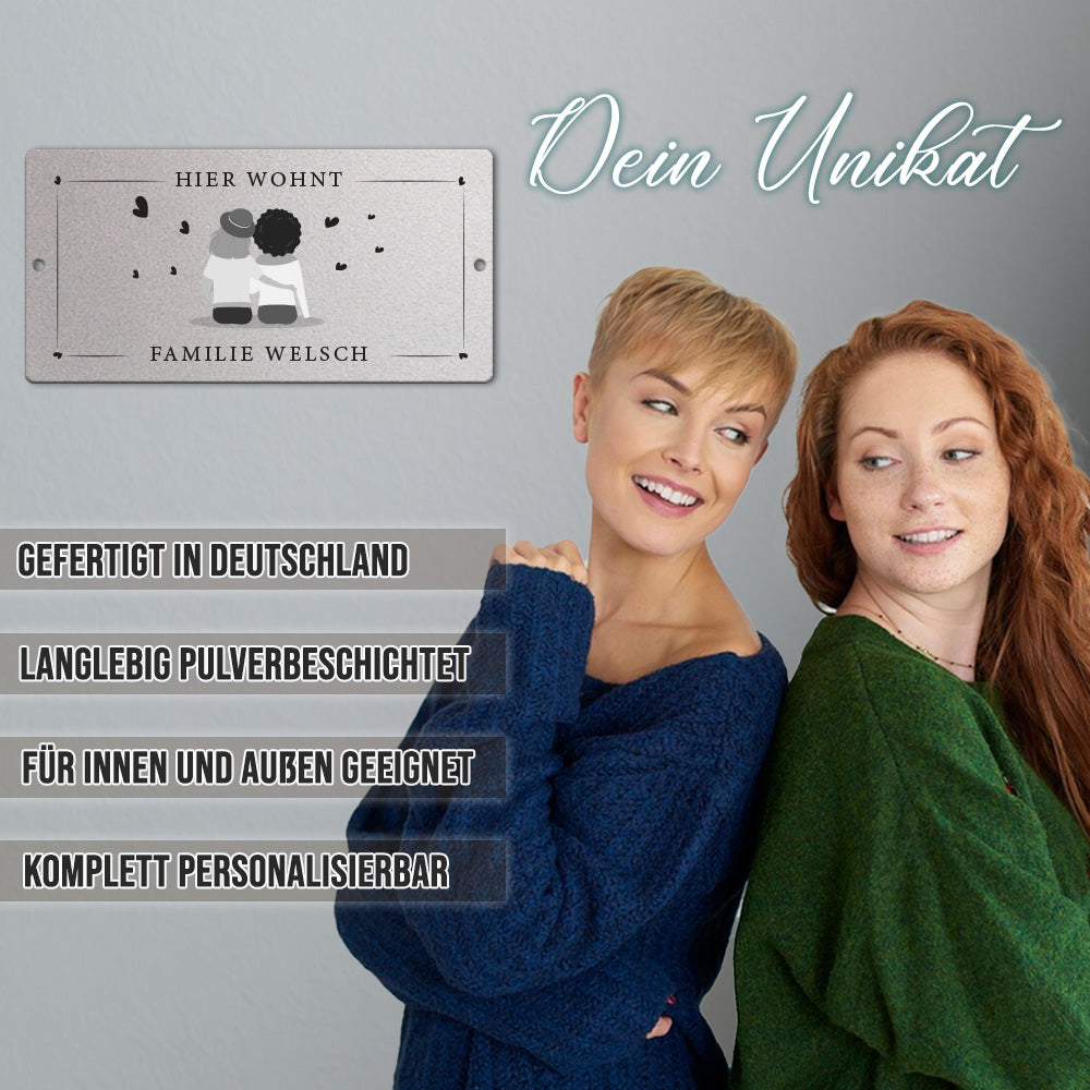 Türschild We are family - Zwei Frauen (personalisierbar)