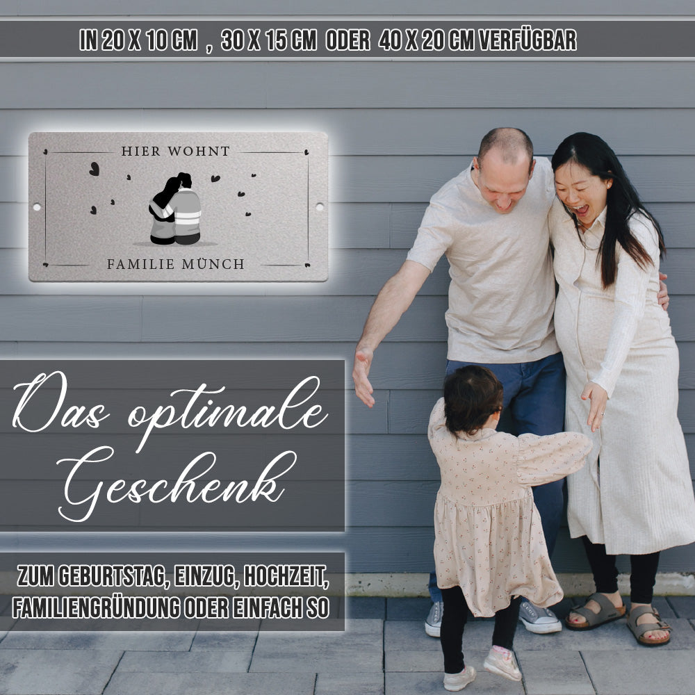 Türschild We are family - Mann & Frau (personalisierbar)