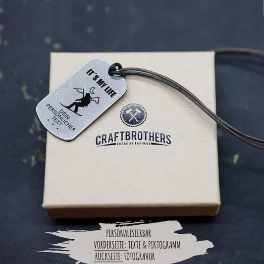 "Snowboarder in Bergen" Personalisierbare Halskette für Männer Craftbrothers