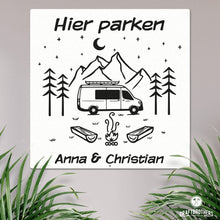 Laden Sie das Bild in den Galerie-Viewer, Campingschild - Hier parken (personalisierbar) Craftbrothers 