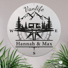 Laden Sie das Bild in den Galerie-Viewer, Campingschild - Vanlife (personalisierbar) Craftbrothers 