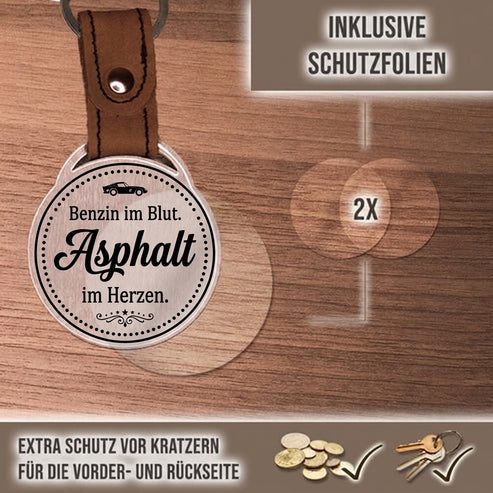 Personalisierter Foto-Schlüsselanhänger "Benzin im Blut. Asphalt im Herzen." Craftbrothers