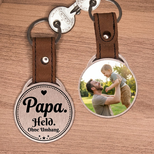 Personalisierter Foto-Schlüsselanhänger "Papa. Held. Ohne Umhang." Craftbrothers