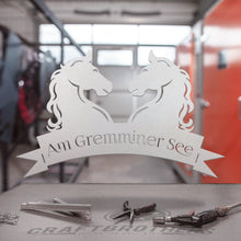 Laden Sie das Bild in den Galerie-Viewer, Stahl Pferdesilhouette mit zwei Pferden Craftbrothers 