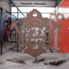 Laden Sie das Bild in den Galerie-Viewer, Feuerwehrwappen II mit Wunschtext aus edlem Stahl (personalisierbar) Craftbrothers 