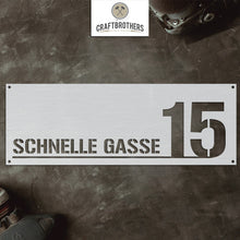 Laden Sie das Bild in den Galerie-Viewer, Hausnummern-Türschild &quot;Standard&quot; mit Straßen- oder Familiennamen aus edlem Stahl Craftbrothers 