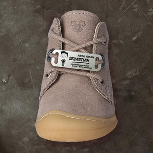 Kinderpass "HALLO, ICH BIN" für Jungs - der smarte Adressanhänger für jeden Kinderschuh mit personalisierbarer Vorder-und Rückseite Kinderprodukt Craftbrothers 