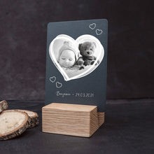 Laden Sie das Bild in den Galerie-Viewer, Little Message - Babyfoto &quot;Foto im Herz&quot; Craftbrothers 
